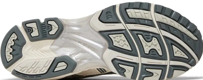 14 Gel-Kayano Dark ASICS Pewter Birch 0528